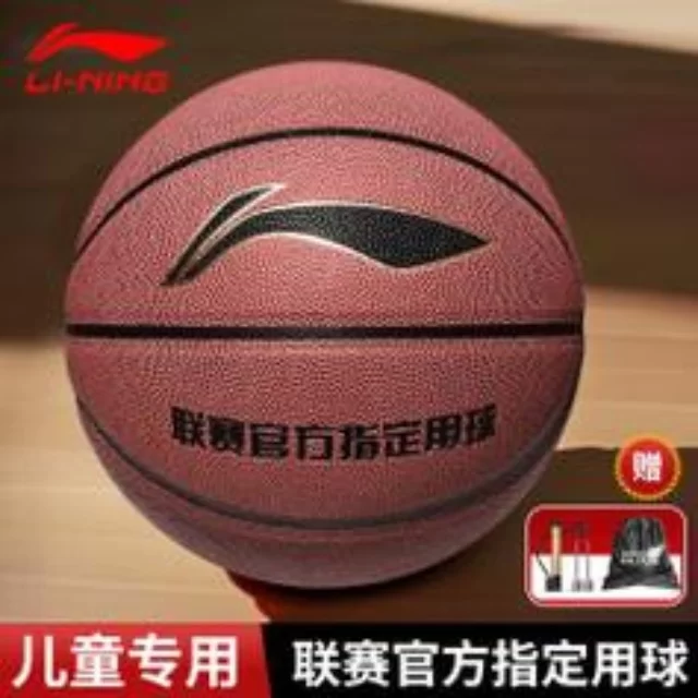 足球杯赛焦点对决：阵容与战术核心解读
